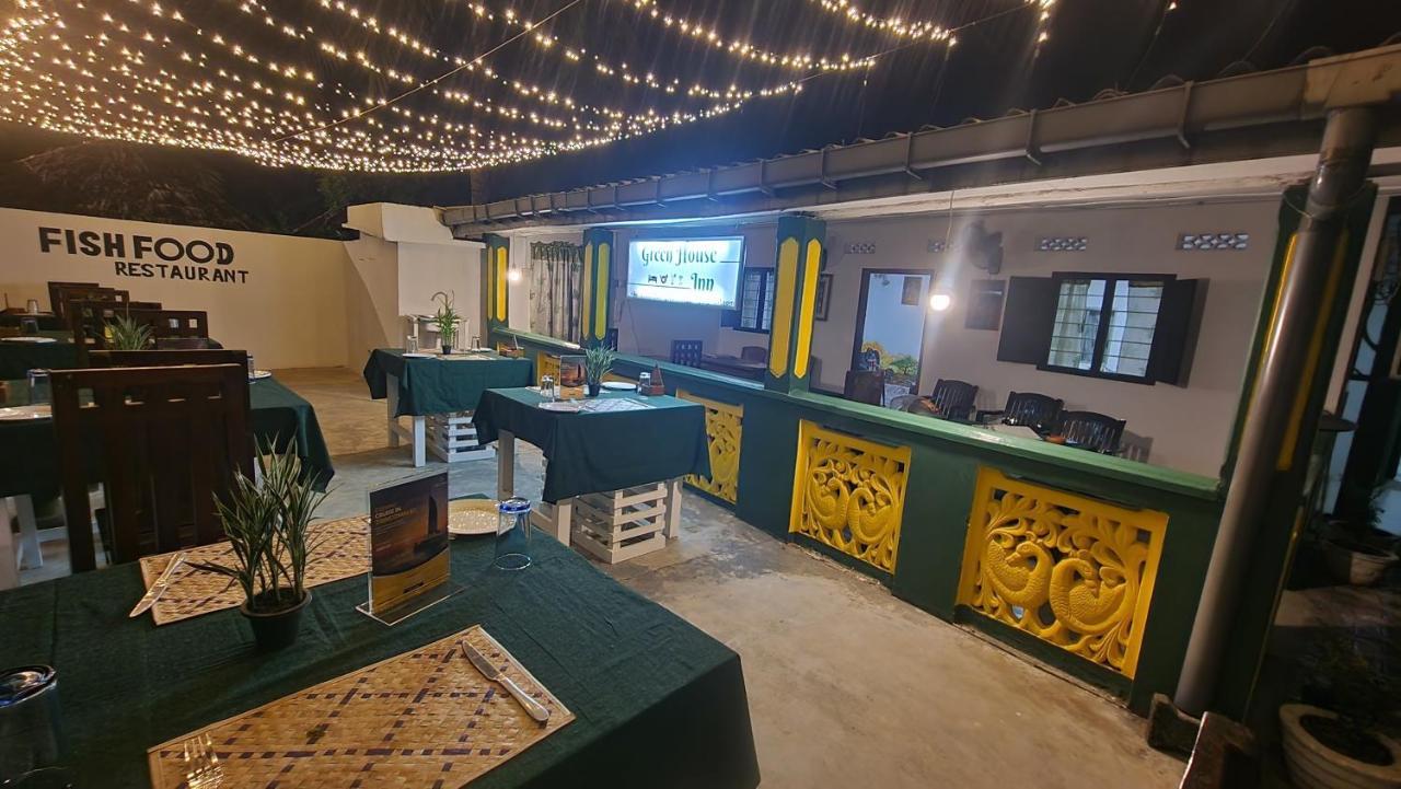 Green House Inn Тринкомали Экстерьер фото